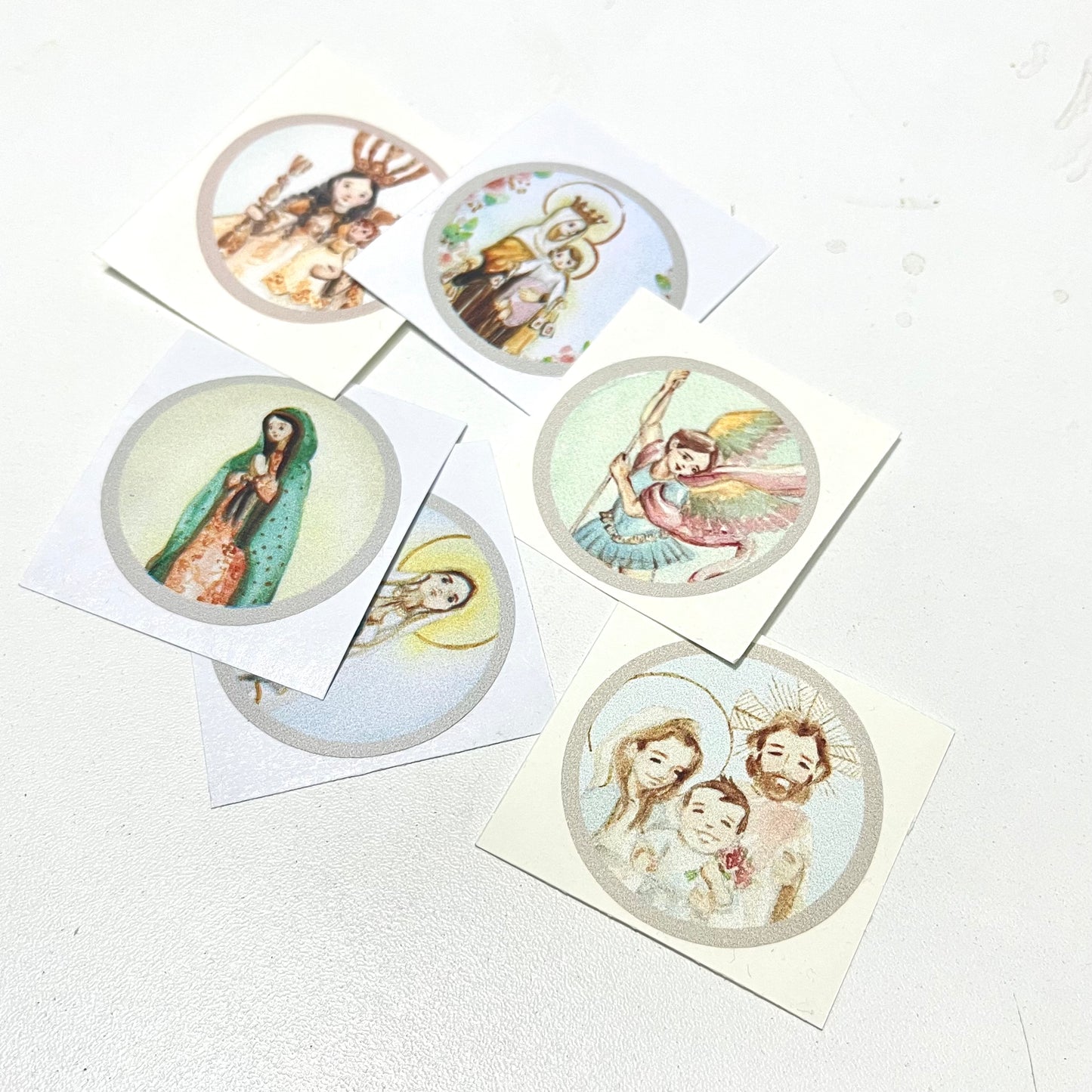 Bajo Pedido - Sticker de Vinil 4.5cm Diametro - Pack x 20+