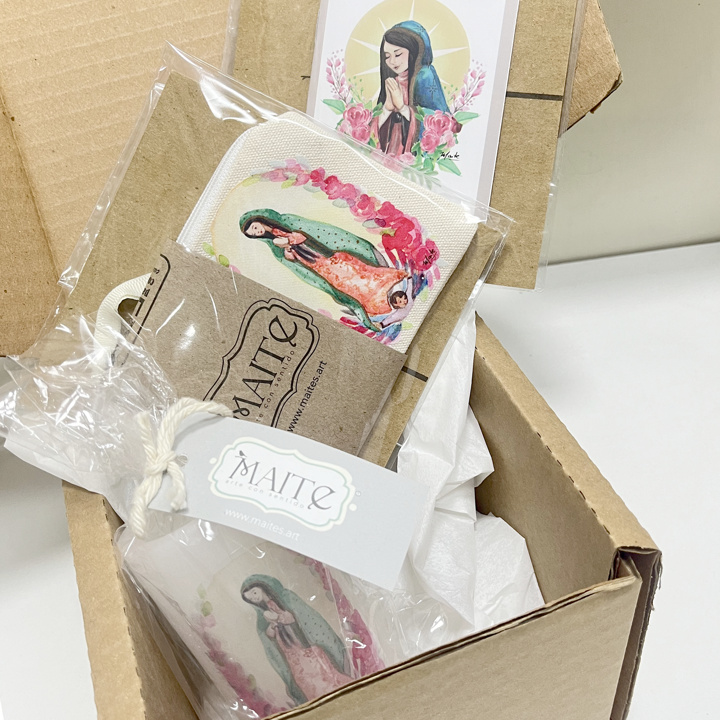 Cajita de Fe Rosas a María - Edición Limitada - Gift Box