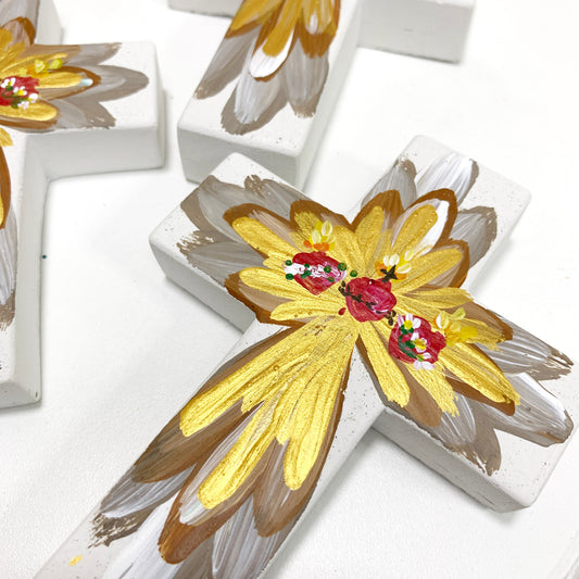 Cruz de Concreto- Tres Corazones - Maite By Meraki