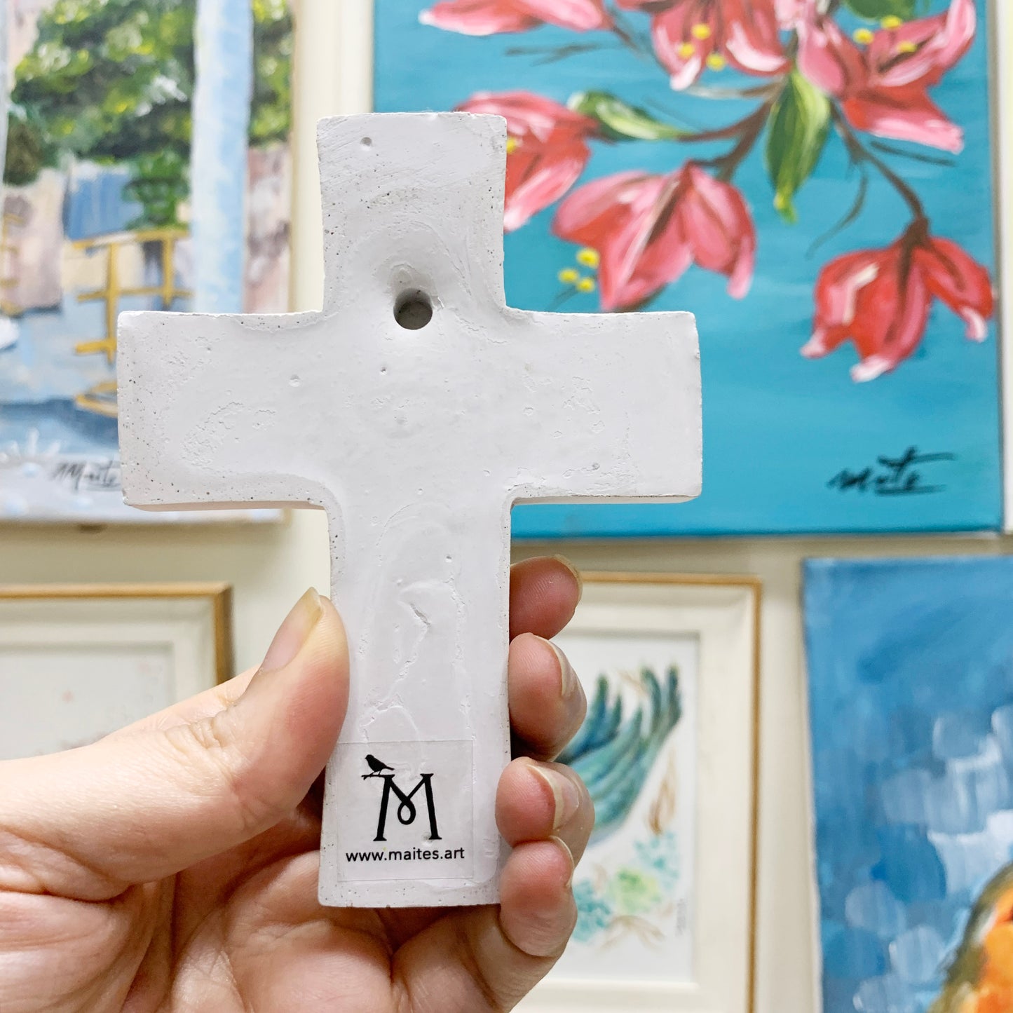 Cruz de Concreto- Tres Corazones - Maite By Meraki